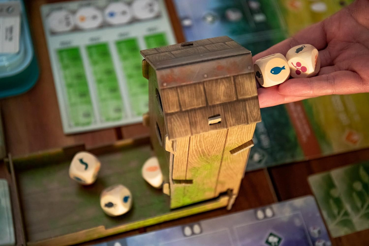 Stonemaier Board Games Wingspan The Award-Winning Strategy Board Game for Adults and Family | 1-5 Players, Ages 14+