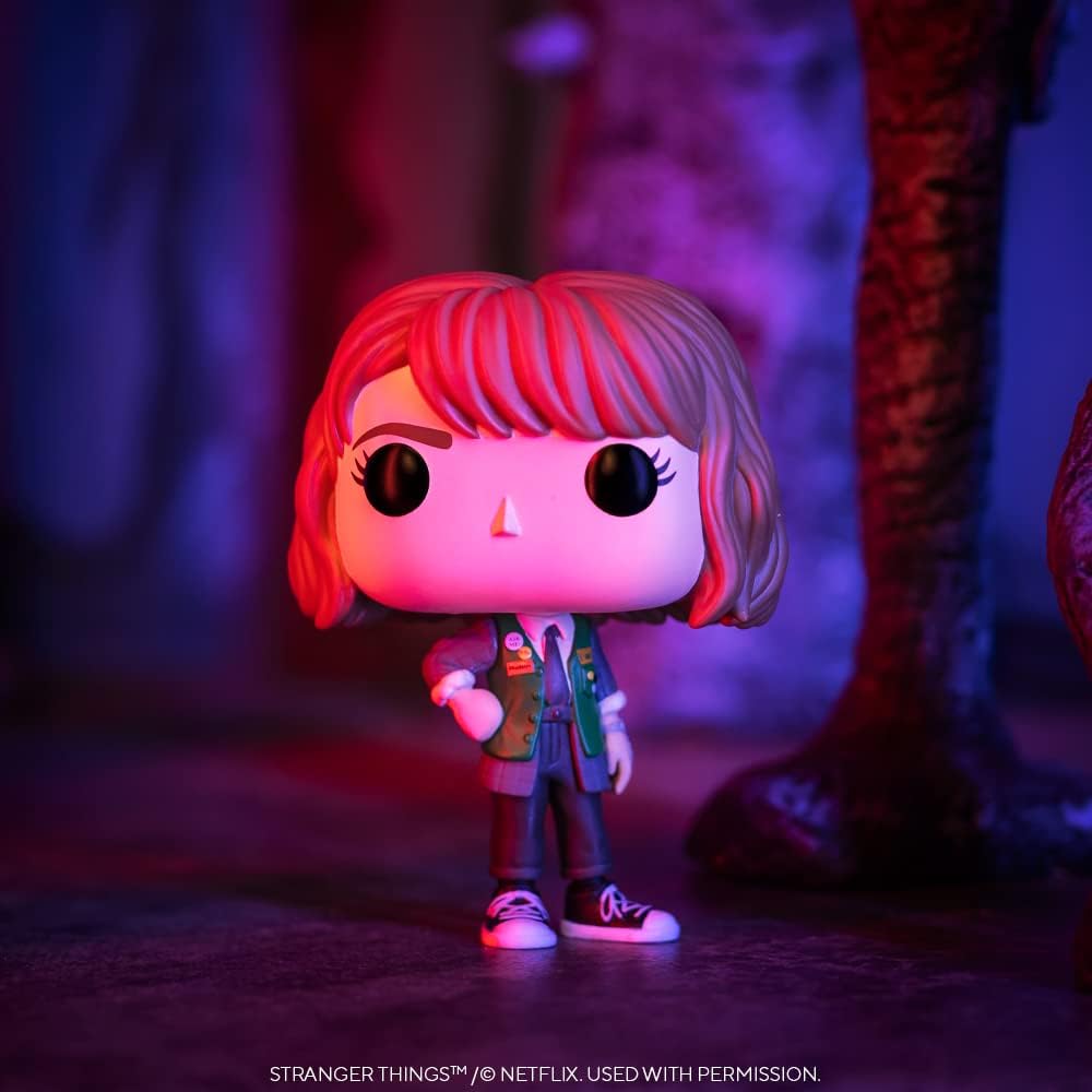 Funko POP! TV Stranger Things 1244 Robin (Family Video Uniform)