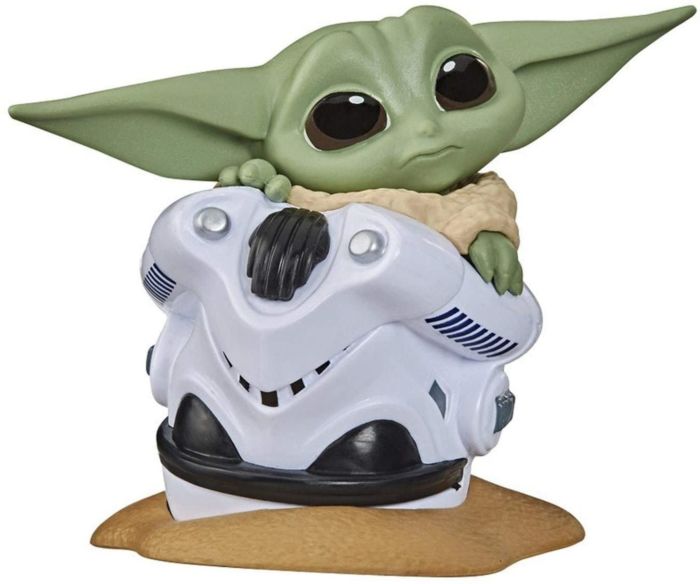 Hasbro Star Wars: The Mandalorian Baby Yoda Helmet Hide 2.5” Baby Bounties Mini Figure